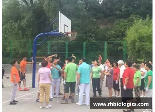 球员扭打事件引发球场混乱：引起球迷和媒体广泛关注